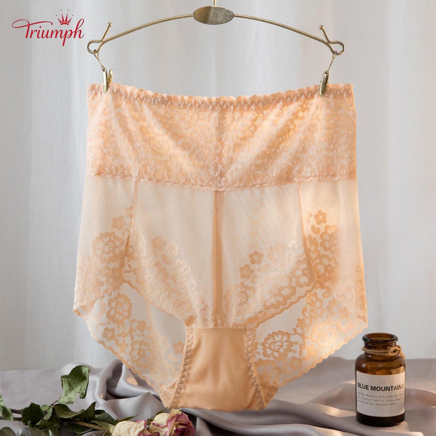 Triumph - Pachet de 4 Chiloți Sexy din Dantelă，Dantela Populara，Calitate înaltă，Transport Gratuit，Potrivit Pentru 40-120KG