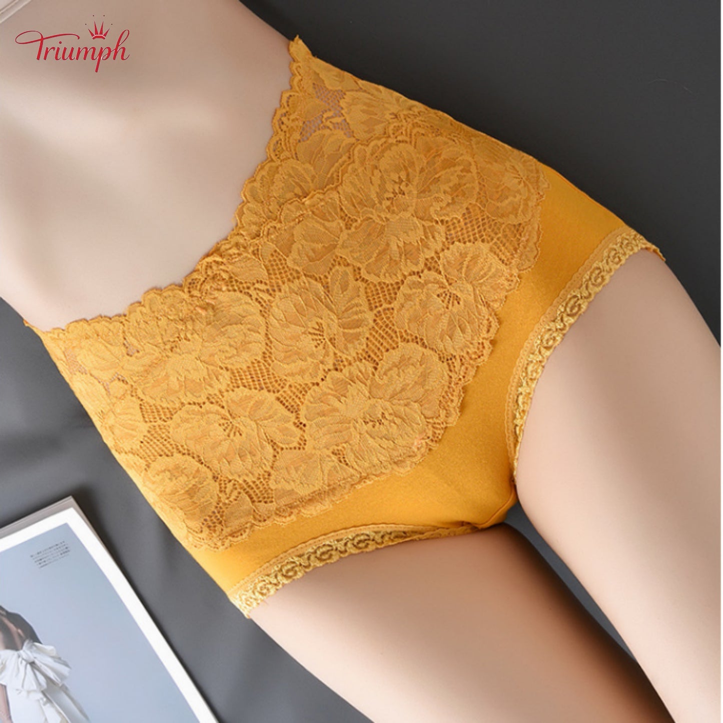 Triumph - Livrare Gratuită , Set de 4 Chiloți Din Dantelă de înaltă Calitate Cu Talie înaltă . Confortabil și Moale